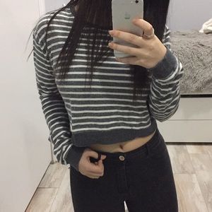 Grey and white long sleeve knit strip crop sweater